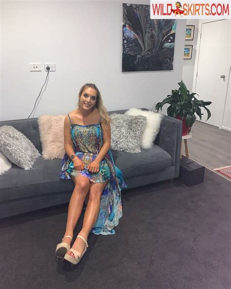 Alanna Pow Alannapow Saucytitsbali Nude Onlyfans Instagram Leaked