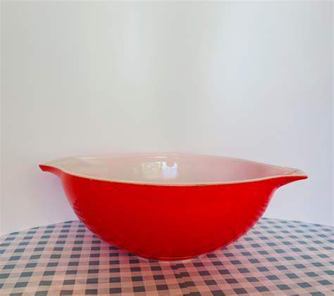 Vintage Pyrex Friendship Red Cinderella 4 Quart Mixing Bowl 444