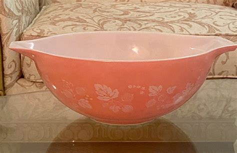 Vtg Pyrex Pink Gooseberry 4 Quart Mixing Bowl 444 Antique Price